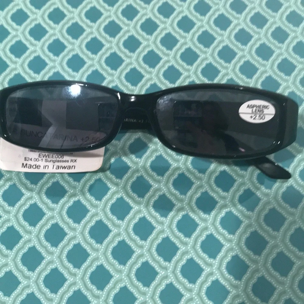 🕶NWT Sunglass Readers🕶